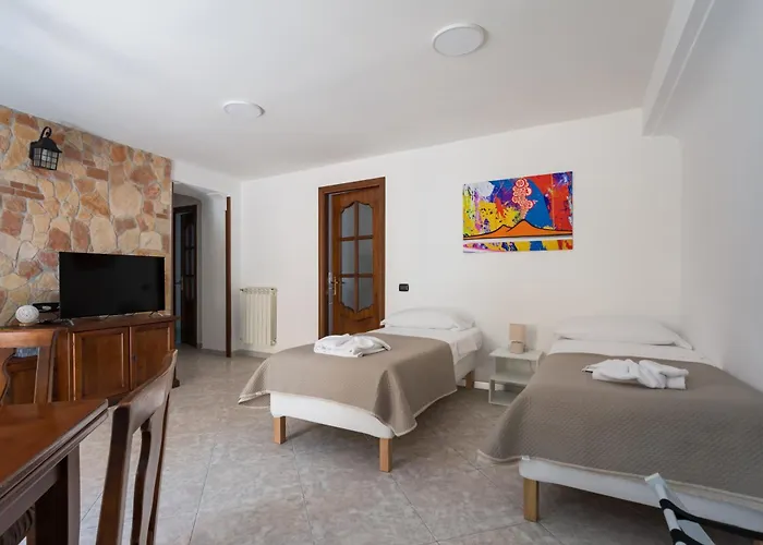 Covino House By Dimorra