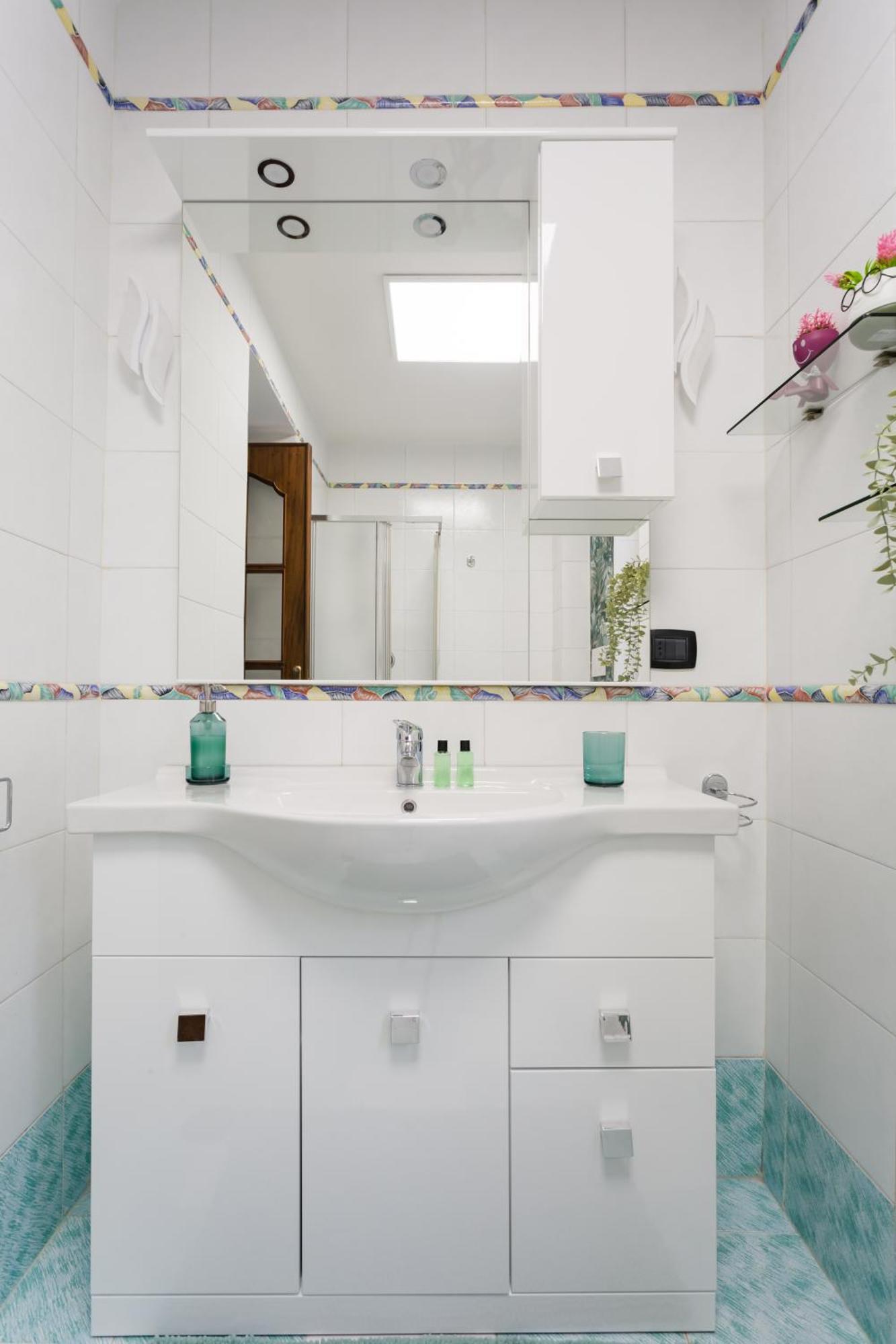 Apartment Covino House By Dimorra *